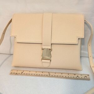 Senreve Cadence Shoulder bag in Chablis